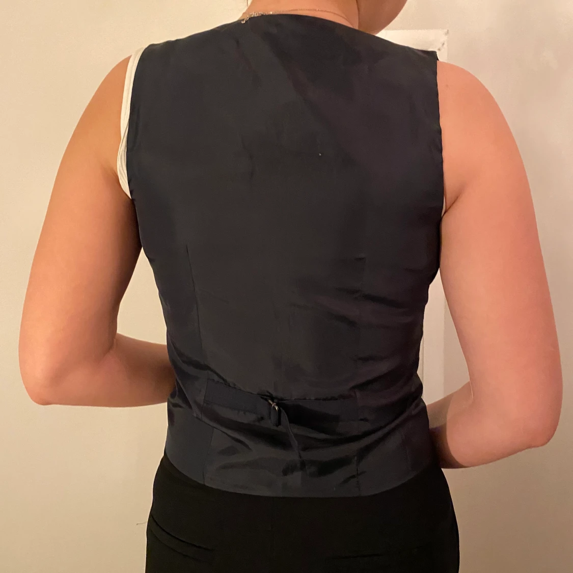 Marinblå väst - 90