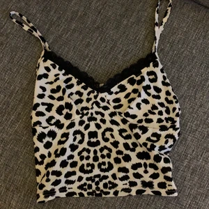 Linne - Ett leopard mönstrat Linne från shein