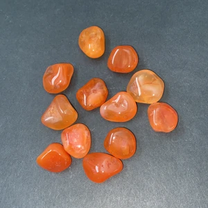 Karneol kristall  - Karneol kristall, äkta 35kr styck