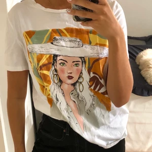 T-shirt zara - Tröja från Zara, 100kr inkl frakt ❤️
