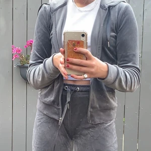 Mjukis set! - Grått super mysigt sett från Gina! Storlek s/xs, säljer pga inte kommer till användning! Går att köpa separat också. 