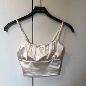  fest linne  - Säljer detta linnet igen... BUDA ENDAST OM DU HAR PENGAR OCH VILL KÖPA ( titta gärna in mina andra annonser )