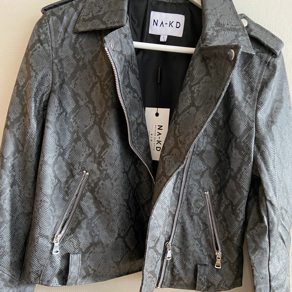 NA-KD biker jacket ormskinn - 90