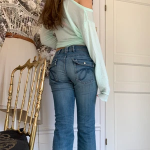 Lågmidjade vintage jeans  - Säljer dessa otroligt fina lågmidjade jeansen. W29 L34. 