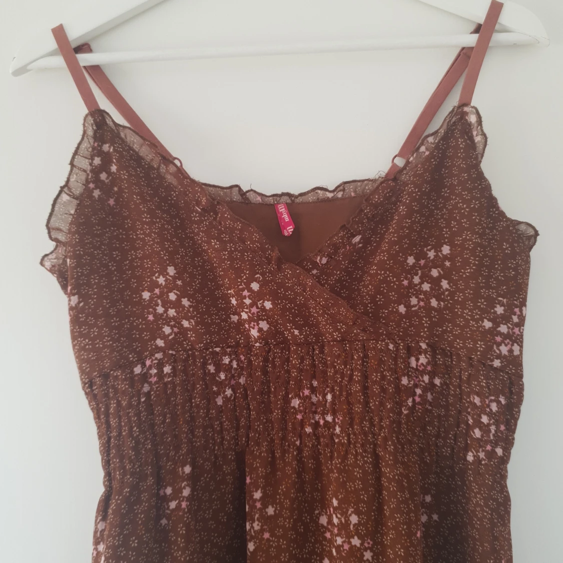 Blommig sommarklänning