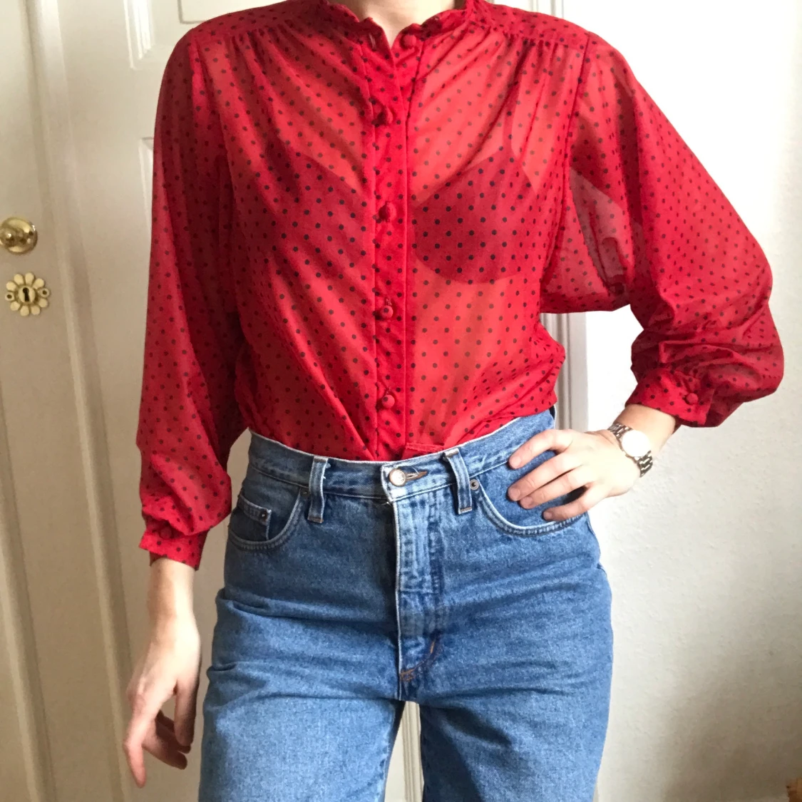 Vintage blus röd med prickar strl S/M