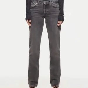 Zara jeans - Gråa lågmidjade jeans, bra skick! Strl 36❤️