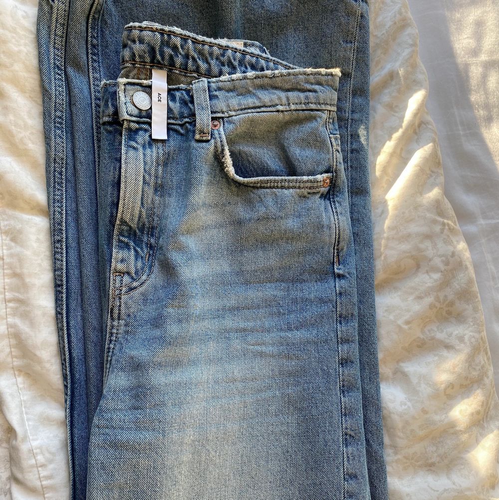 Weekday Ace Wow Blue Jeans | Plick Second Hand