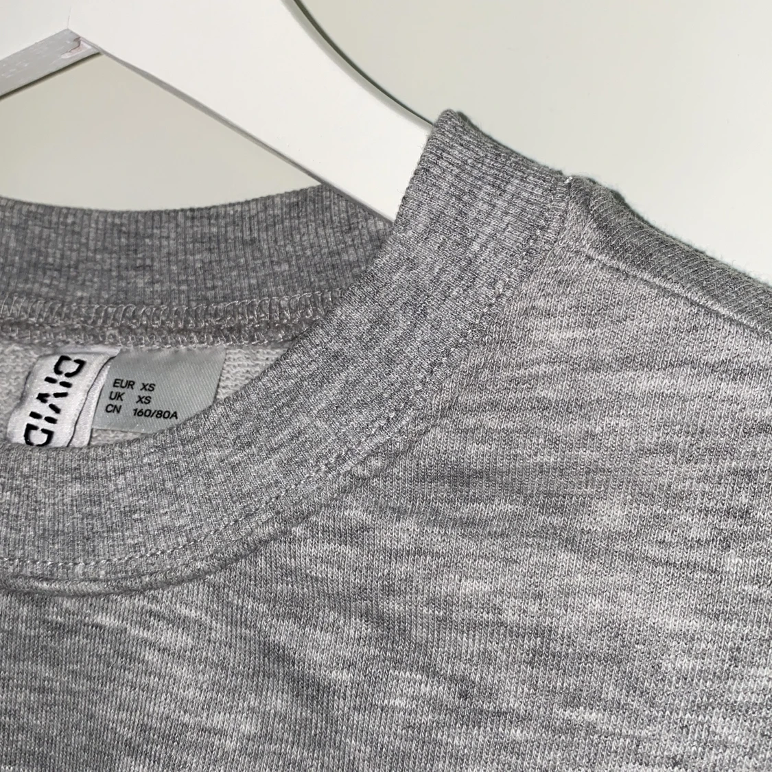 Grå sweatshirt  - 90