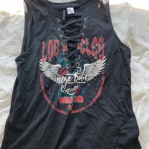 H&M linne - Ett linne från H&M i storlek XS. Aldrig använt.