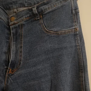 90' momjeans - Momjeans. Stretch denim