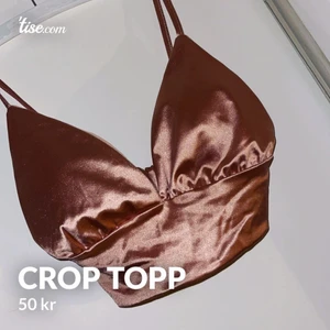 Crop top - One size. Köparen står för frakt. 🦄