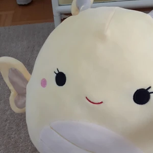 Squishy mallow - En rättså ny gul fjärils sqyishy mallow 