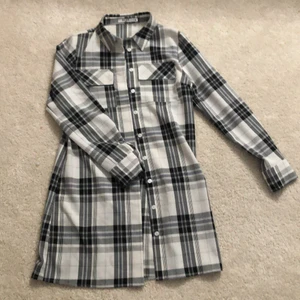 Så fin skorta från N A- K D !!! Kostar 40kr  - En jätte fin och bäcken skorta som kostar 40kr !!