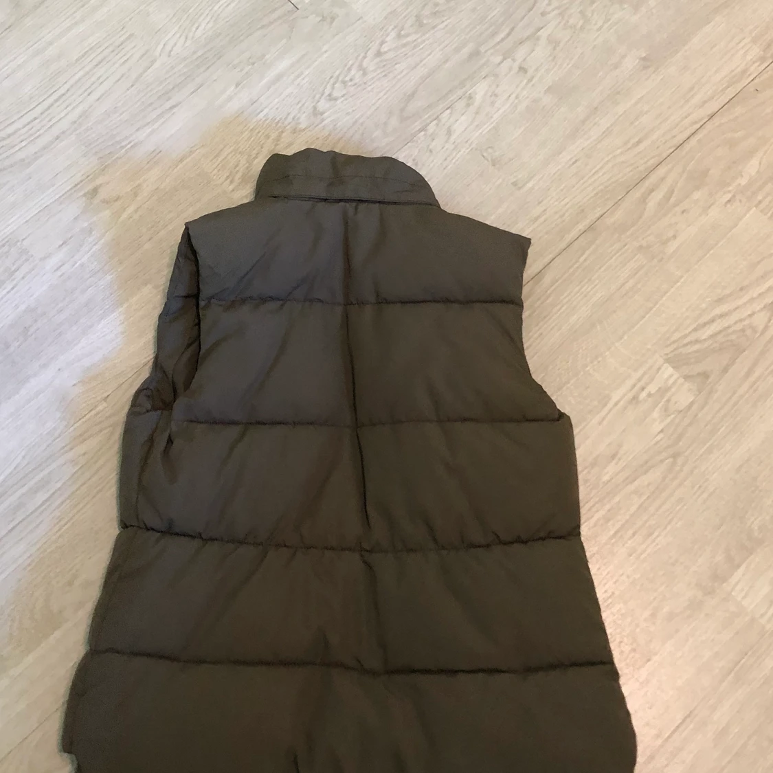 Girl Crew väst ifrån h&m - 90