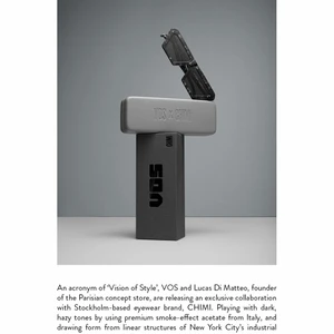 Vos X Chimi solglasögon  - Supercoola solglasögon från Chimi, endast använda en gång så väldigt bra skick. Coola detaljer på färgen. Kartongen har bleknat lite.