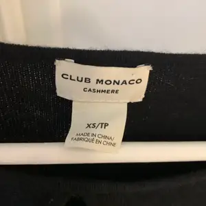 Club Monaco cahsmere tröja, svart. Som ny. Storlek xs.