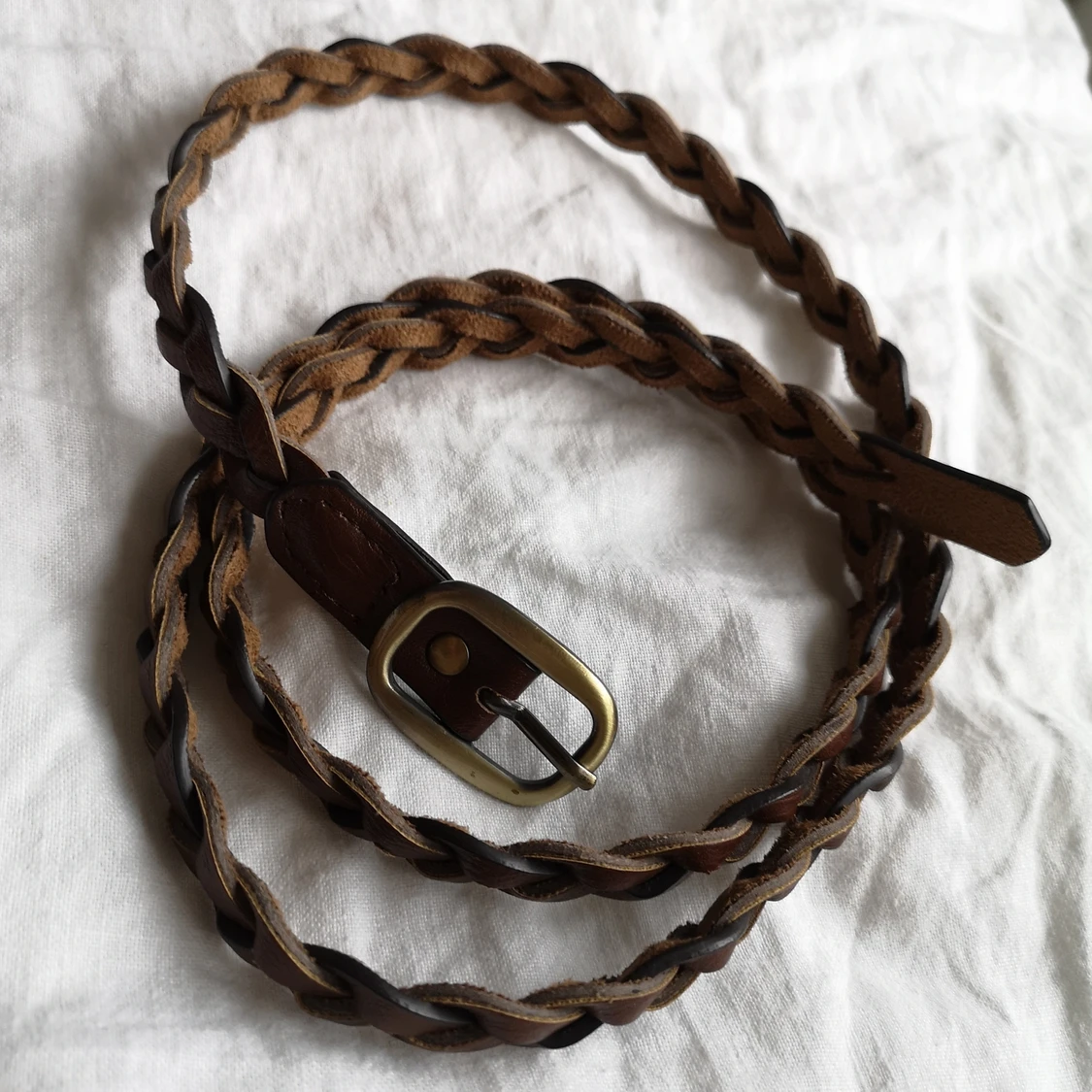 Långt läder bälte