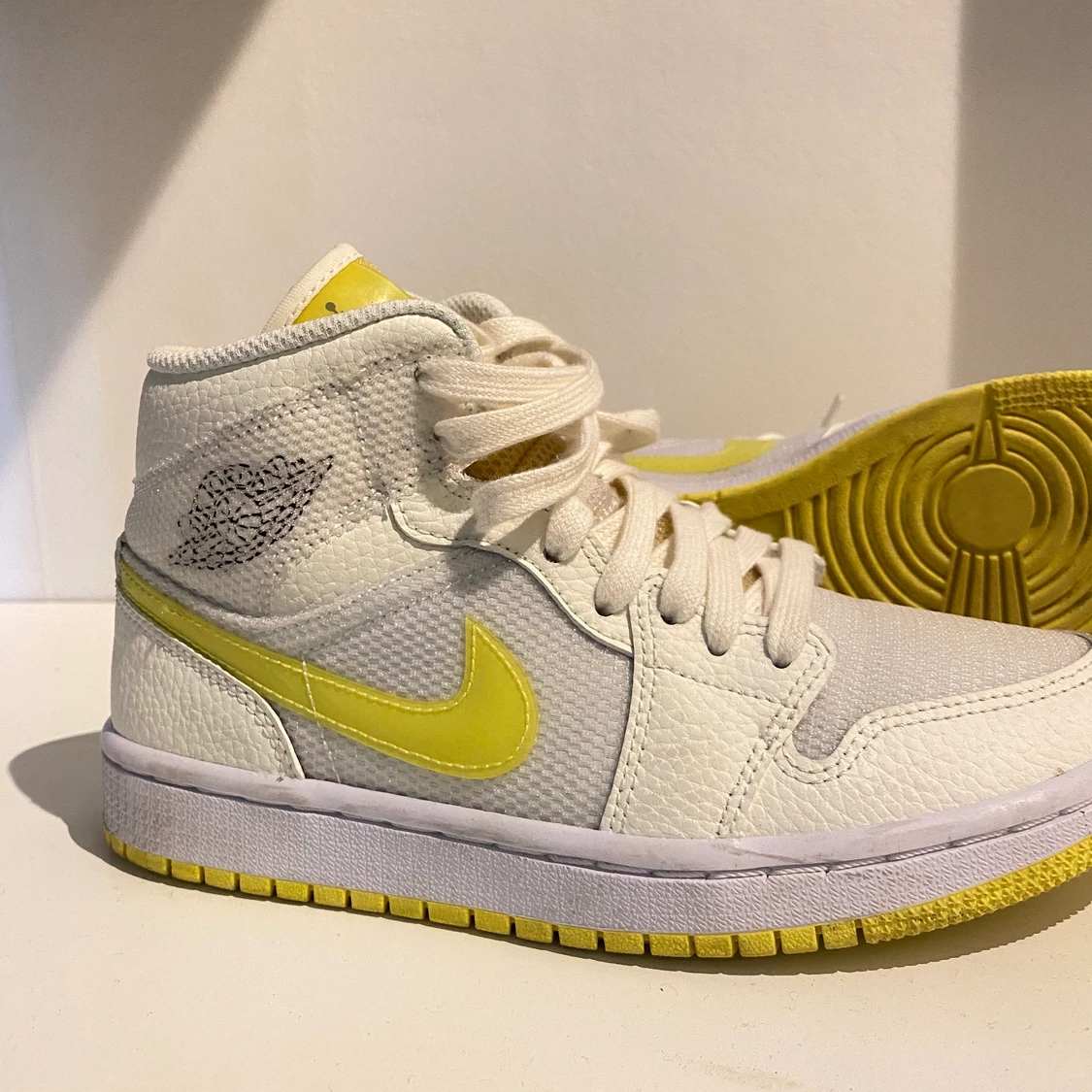 Jordan 1 Mid Voltage Yellow  - 90