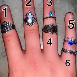 Ringar - Riktigt fina och bekväma ringar,vid köp för 100kr fri frakt och en extra ring