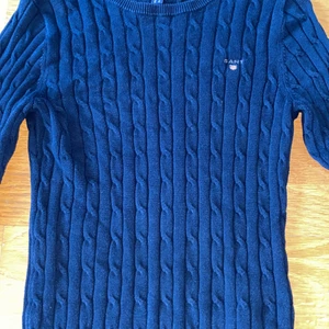 Gant tröja - Kabesltickad tröja ifrån gant! Sitter jättefint på. Inga defekter 