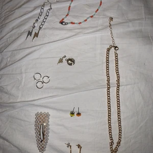 Fina smycken  - Fina smycken, 20 kr st! 