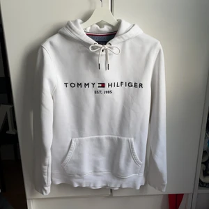 Hoodie - Tommy hilfiger hoodie sparsamt använd