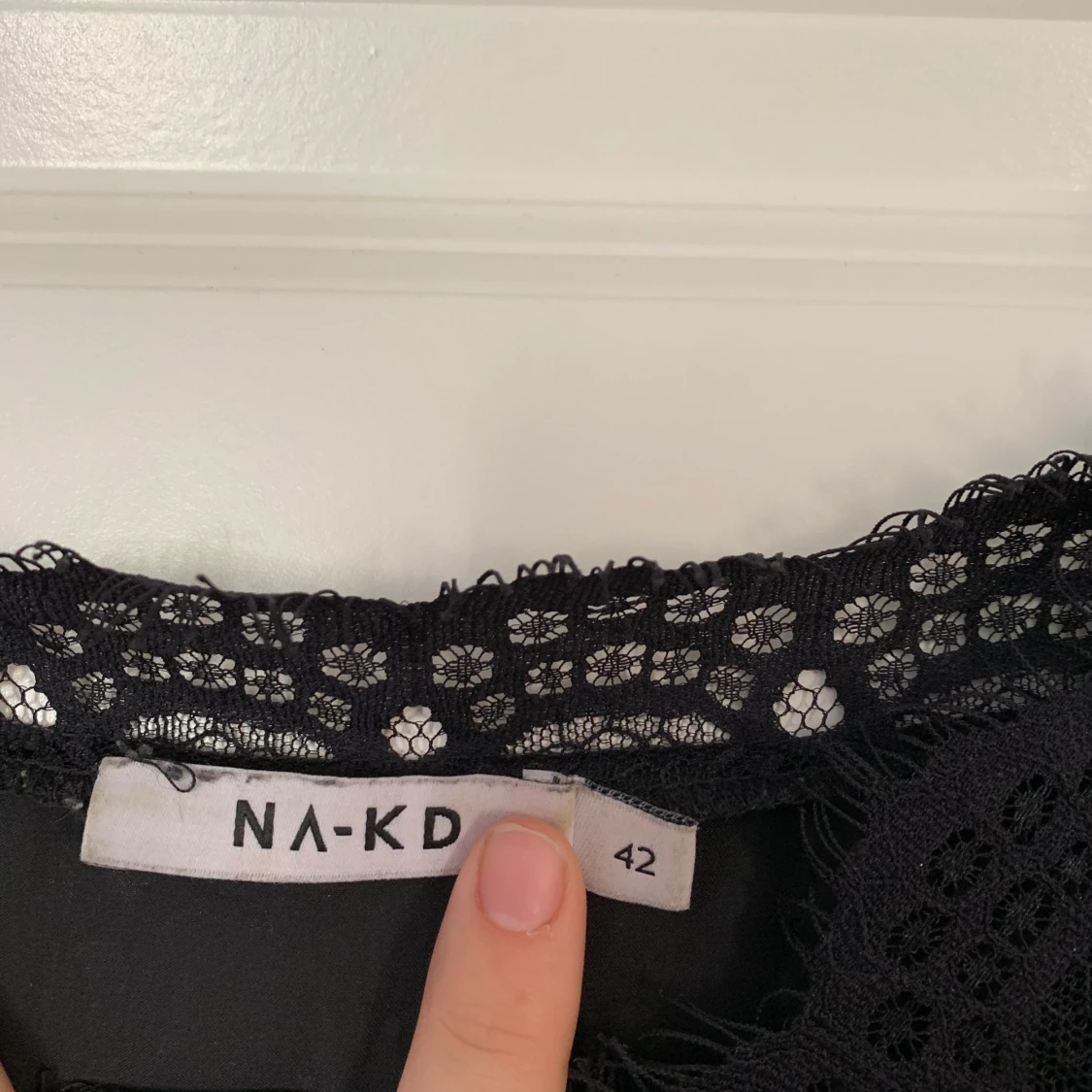 Svart linne ifrån Gina Tricot - 90