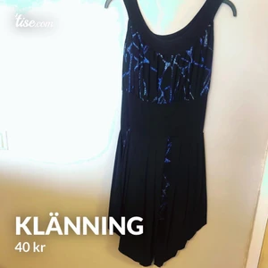 Klänning M - Klänning 