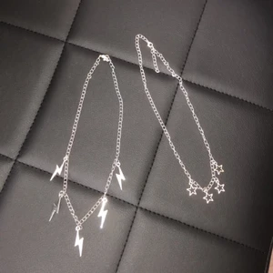 Silver Halsband  - Två jättesnygga halsband som inte kommer till användning, säljer båda för 100 och 1 för 65kr! Frakt läggs till på priset💕