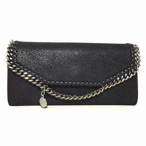 Stella McCartney Falabella Wallet - Plånbok ifrån Stella McCartney, jättesnygg ifrån falabella kollektionen. Den är aldrig andvänd och ligger fortfarande i boxen med papper. Priset kan förhandlas vid intresse. 🤍🤗