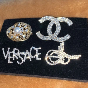 broshor - helt fina broshor 100kr st med frakten