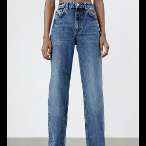 Zara Jeans  - Snygga jeans från zara