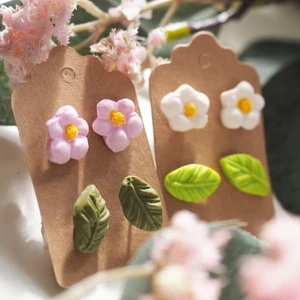 Stud earrings set  - Lovely Pink or white flower with leaf : 1 set 2 pairs (flower +leaf) : Let me know which pairs would you like to have 1.pink or 2. white