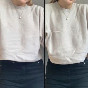 Fin beige tröja - En jätte söt beige tröja som är väldigt skön☺️Knappt använd och jag säljer den då jag inte använder den längre, den är dock väldigt fin😁 Om ni har några frågor är det bara att skriva😁