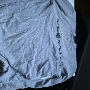 Sailracing sweatshirt  - Använt många gånger skick 7/10