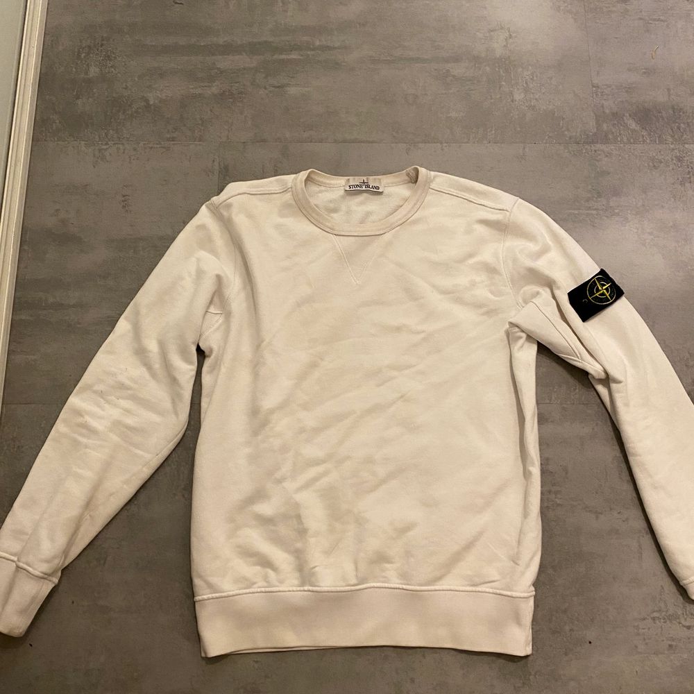 Stone island sweatshirt | Plick Second Hand