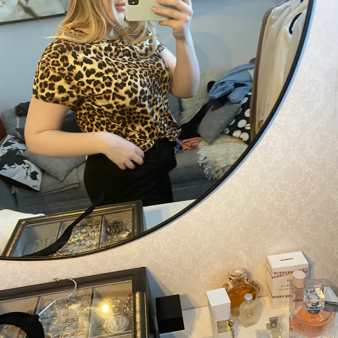 Leopard t-shirt från Lager 157 i storlek XS/S - 90