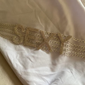 Choker  - Oanvänd från dollskill 