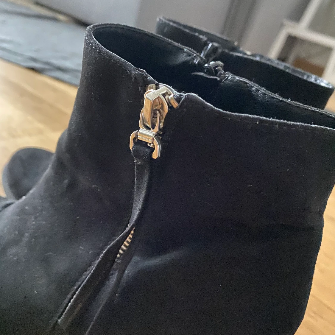 Svarta stövletter - 90