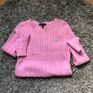 Ralph Lauren tröja - En super snygg tröja från Ralph Lauren i skön rosa färg! 