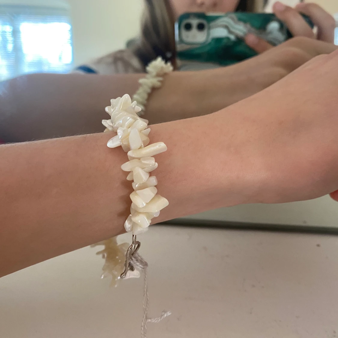 Armband i äkta pärlemor!