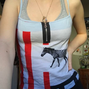 y2k linne - Coolt y2k linne med coolt tryck