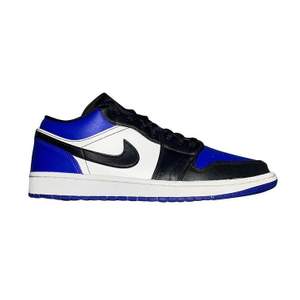 Air Jordan 1 Low “Royal Toe” PRE-OWNED 44 1799kr NOW AVAILABLE ONLINE  - Restocked.se
