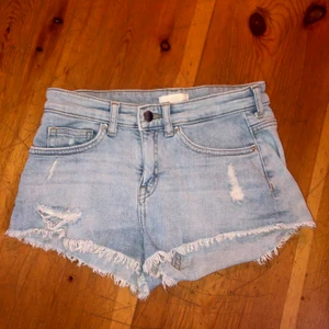 Jeansshorts - Jeansshorts från H&M 