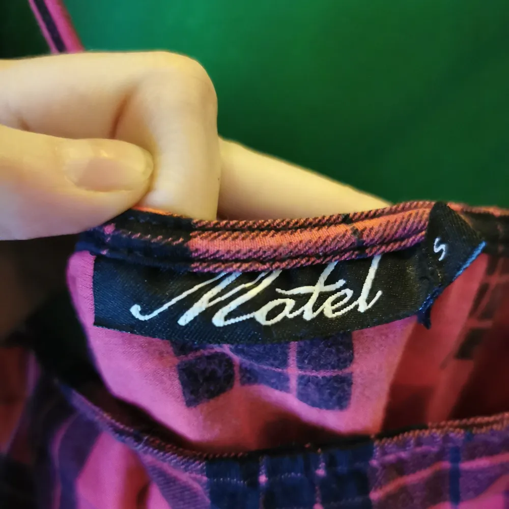 Mini-klänning från Motel Rocks, använd kanske 3ggr. Klänningar.