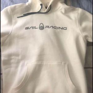 SAIL RACING HOODIE - Ny skick, Storlek M, Äkta