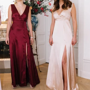 Puderrosa satinklänning - Puderrosa Långklänning i satin från Petra Tungårdens kollektion med Nelly. Fint skick - endast använd en gång! 