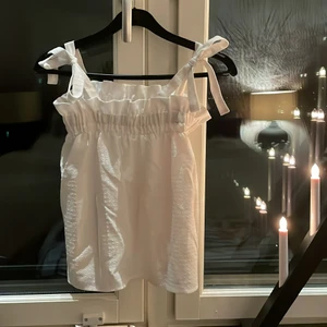 Hm linne - Detta jätte fina linne från hm som jag köpte förra sommaren, inte använt de jätte mycket så ganska bra skick. ❤️