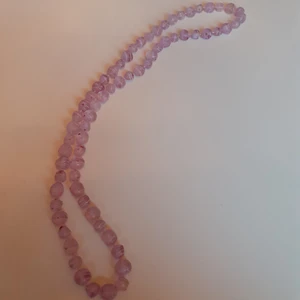 PÄRLHALSBAND  - Pärlhalsband i helt och fint skick. Djur &rökfritt hem 